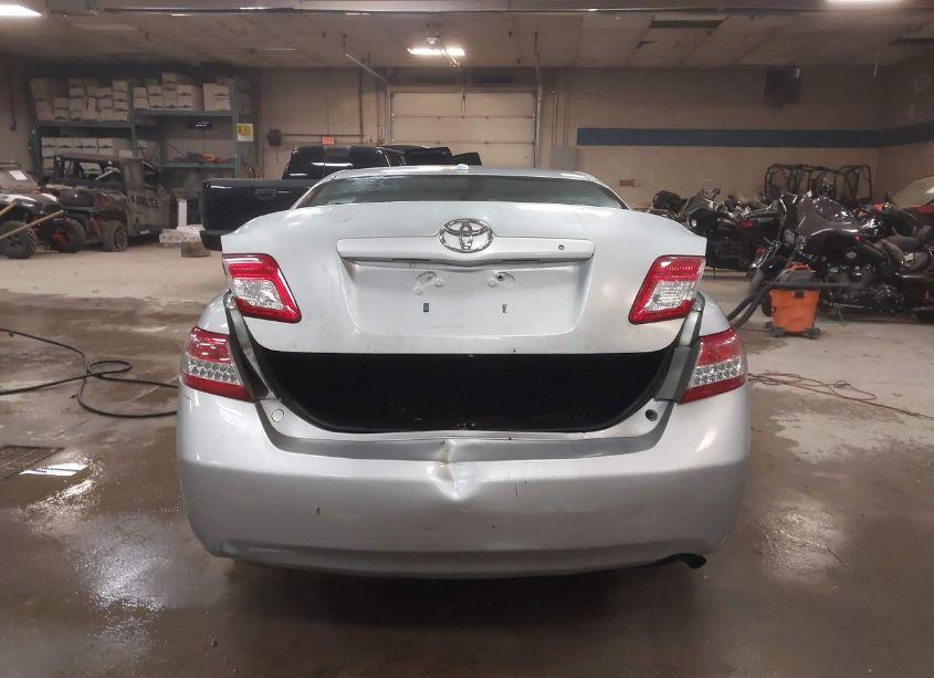 Photo 16 of 2011 Toyota Camry LE (VIN 4T1BF3EK1BU139032)