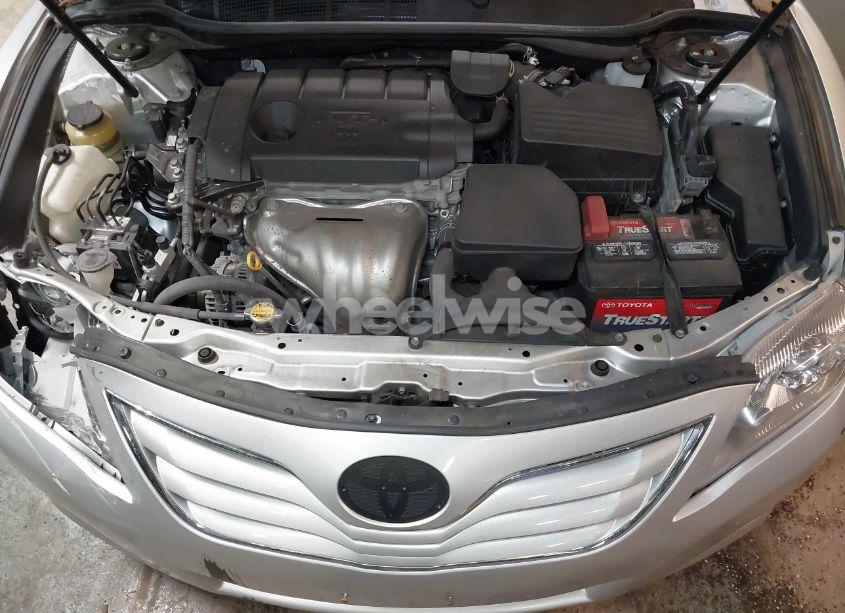 Photo 10 of 2011 Toyota Camry LE (VIN 4T1BF3EK1BU143243)