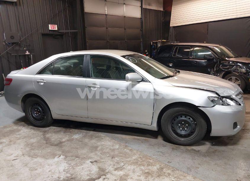 Photo 13 of 2011 Toyota Camry LE (VIN 4T1BF3EK1BU143243)