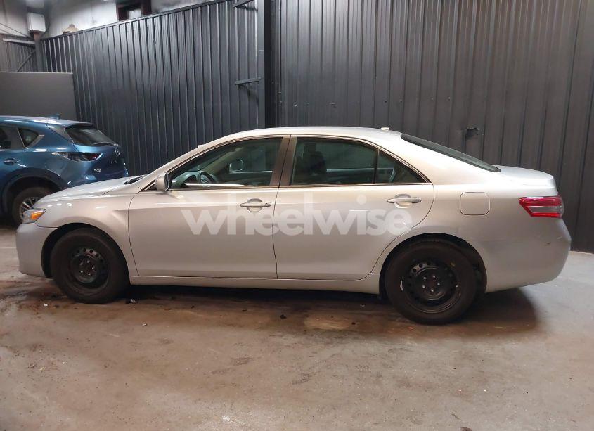 Photo 14 of 2011 Toyota Camry LE (VIN 4T1BF3EK1BU143243)