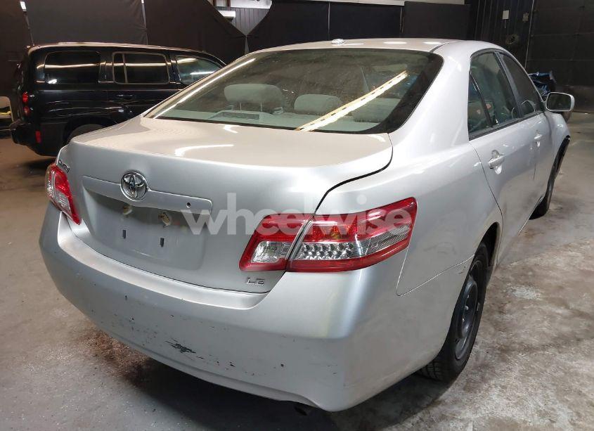 Photo 4 of 2011 Toyota Camry LE (VIN 4T1BF3EK1BU143243)