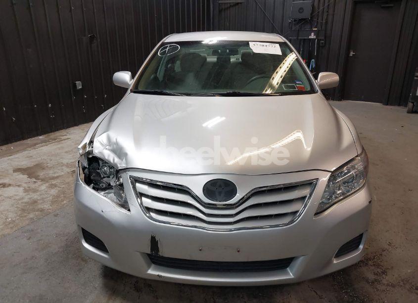 Photo 6 of 2011 Toyota Camry LE (VIN 4T1BF3EK1BU143243)