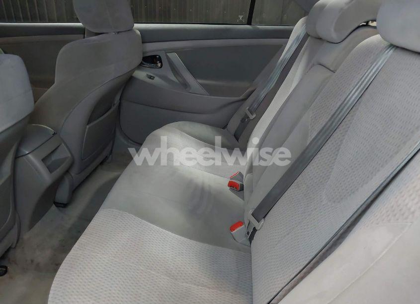 Photo 8 of 2011 Toyota Camry LE (VIN 4T1BF3EK1BU143243)