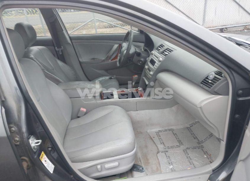 Photo 5 of 2011 Toyota Camry XLE (VIN 4T1BF3EK1BU146207)