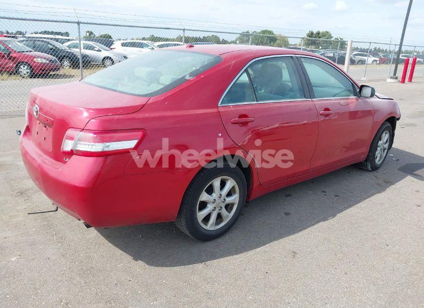 Photo 4 of 2011 Toyota Camry LE (VIN 4T1BF3EK1BU156445)