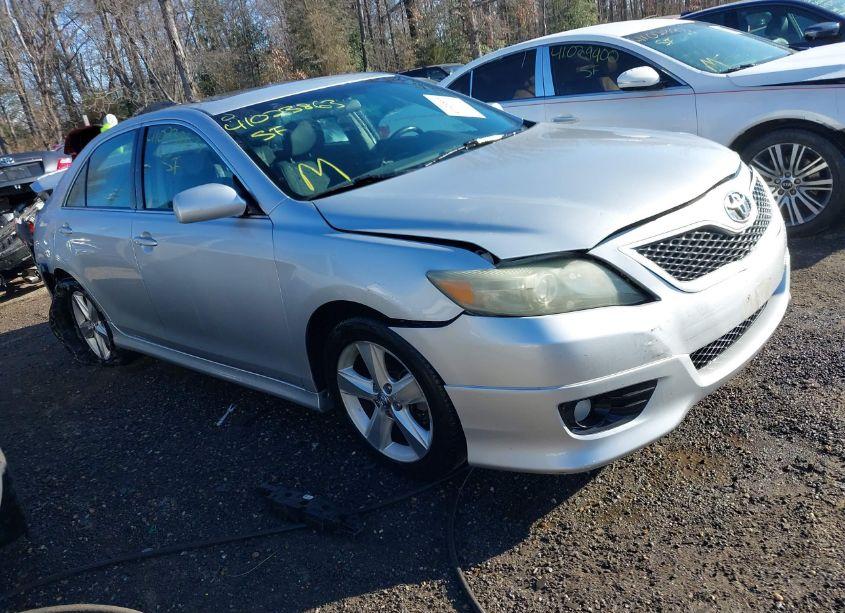 2011 Toyota Camry SE (VIN 4T1BF3EK1BU156493) main photo