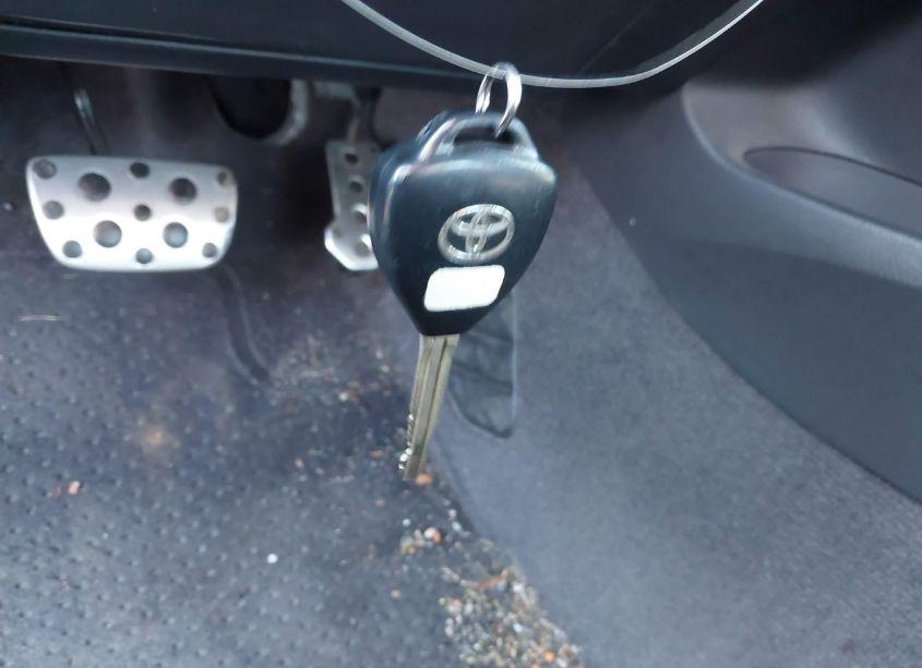 Photo 11 of 2011 Toyota Camry SE (VIN 4T1BF3EK1BU156493)