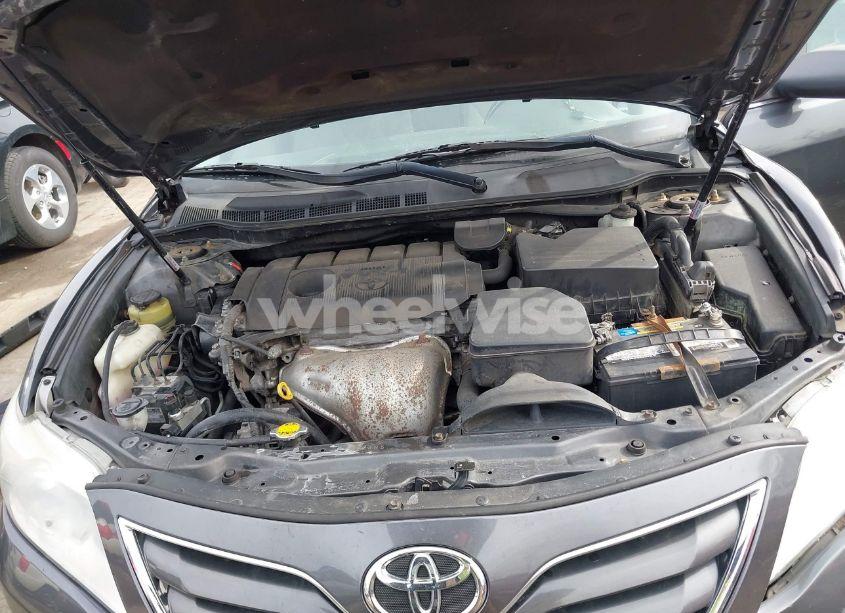 Photo 10 of 2011 Toyota Camry LE (VIN 4T1BF3EK1BU176453)