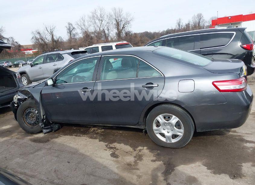 Photo 15 of 2011 Toyota Camry LE (VIN 4T1BF3EK1BU176453)