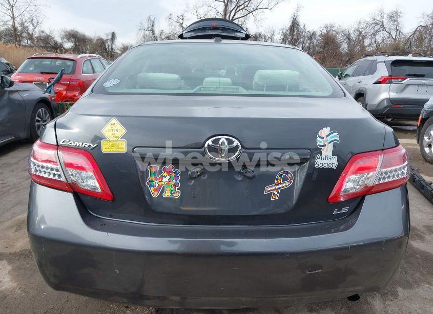 Photo 17 of 2011 Toyota Camry LE (VIN 4T1BF3EK1BU176453)