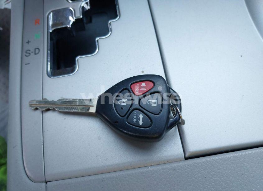 Photo 11 of 2011 Toyota Camry LE (VIN 4T1BF3EK1BU201674)