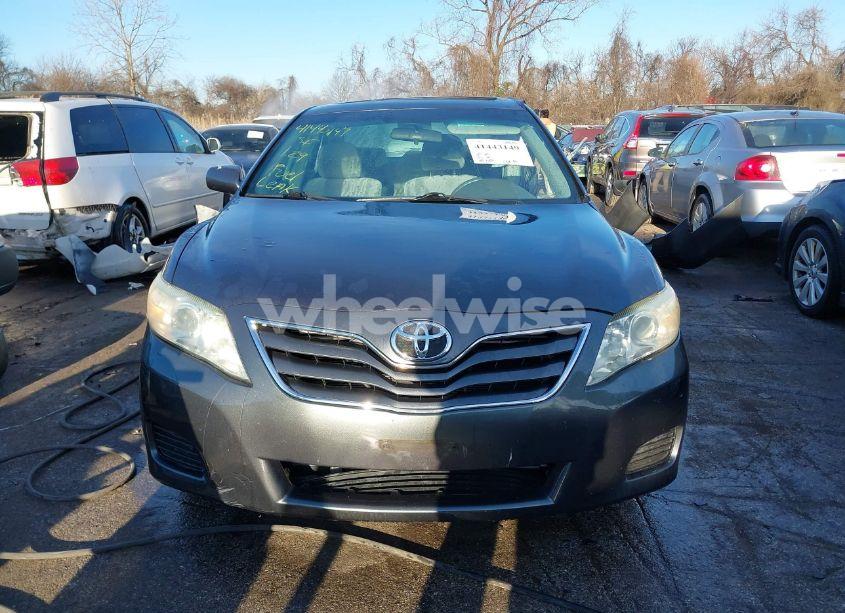 Photo 13 of 2011 Toyota Camry LE (VIN 4T1BF3EK1BU201674)