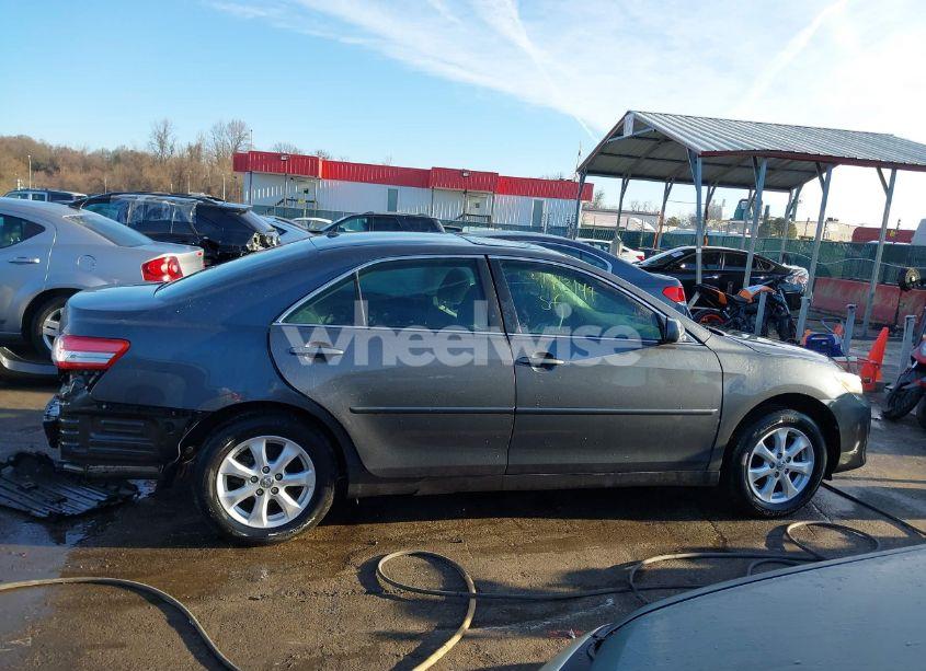 Photo 14 of 2011 Toyota Camry LE (VIN 4T1BF3EK1BU201674)