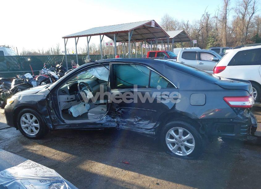 Photo 15 of 2011 Toyota Camry LE (VIN 4T1BF3EK1BU201674)