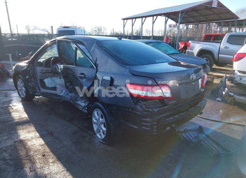 Photo 3 of 2011 Toyota Camry LE (VIN 4T1BF3EK1BU201674)