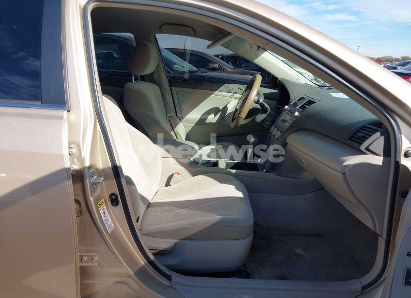 Photo 5 of 2011 Toyota Camry (VIN 4T1BF3EK1BU225036)