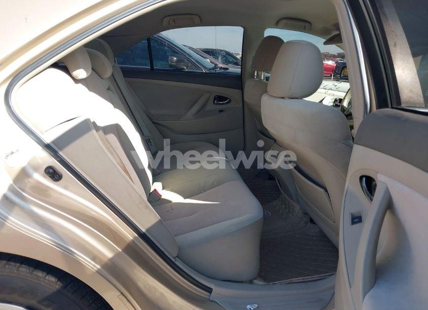 Photo 8 of 2011 Toyota Camry (VIN 4T1BF3EK1BU225036)