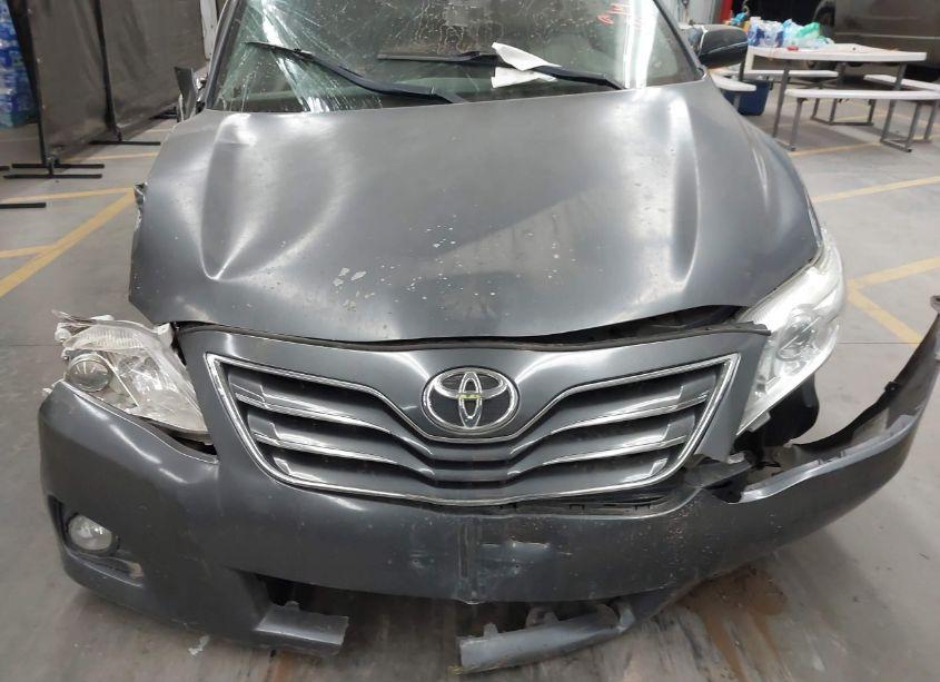 Photo 11 of 2011 Toyota Camry XLE (VIN 4T1BF3EK1BU225604)