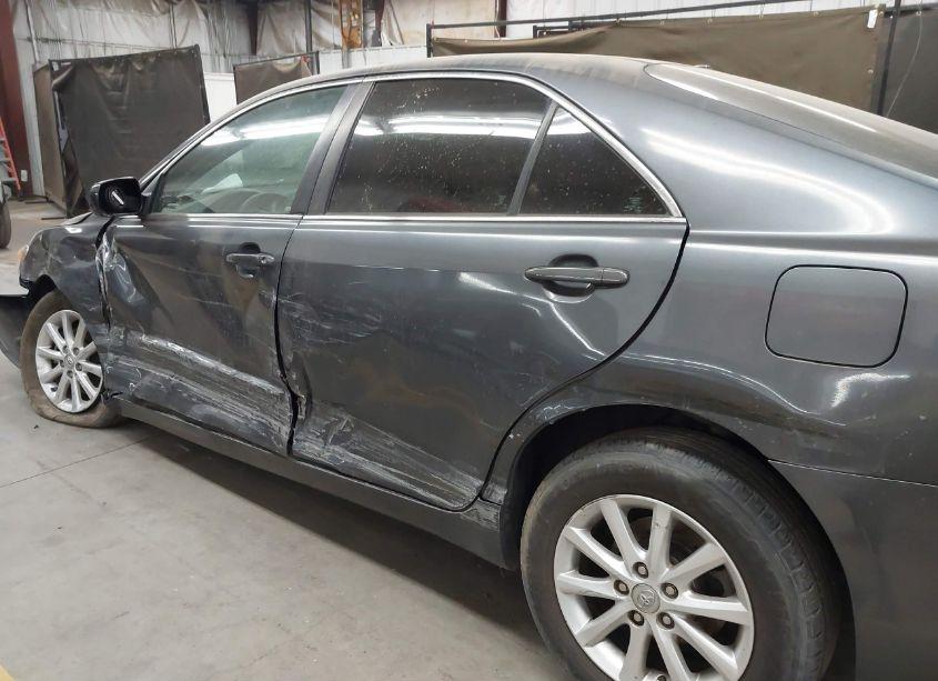 Photo 13 of 2011 Toyota Camry XLE (VIN 4T1BF3EK1BU225604)