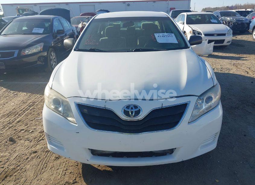 Photo 13 of 2011 Toyota Camry LE (VIN 4T1BF3EK1BU584189)