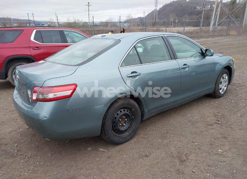 Photo 4 of 2011 Toyota Camry LE (VIN 4T1BF3EK1BU596388)
