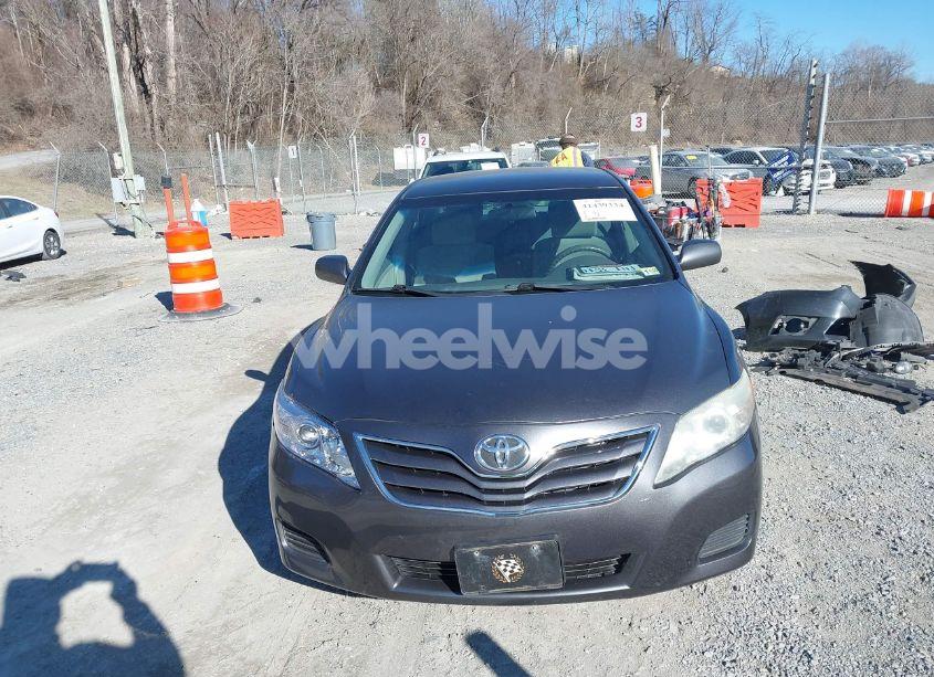 Photo 12 of 2011 Toyota Camry LE (VIN 4T1BF3EK1BU605171)