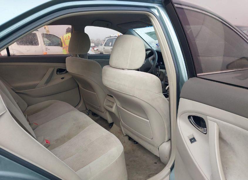 Photo 8 of 2011 Toyota Camry LE (VIN 4T1BF3EK1BU620074)