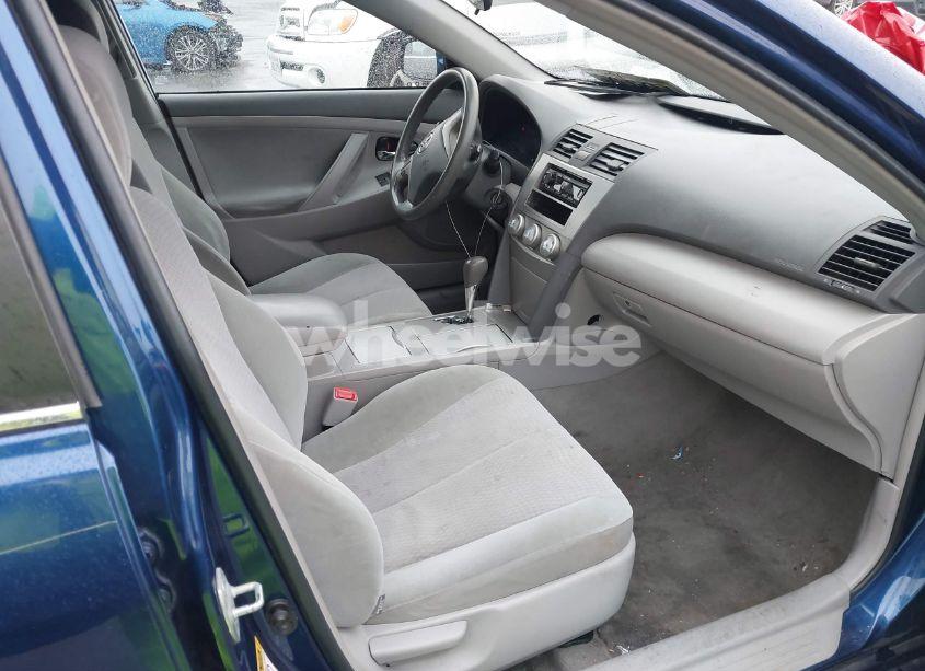 Photo 5 of 2011 Toyota Camry (VIN 4T1BF3EK1BU627333)