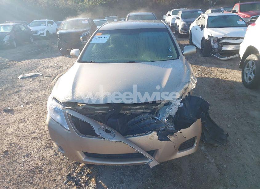 Photo 6 of 2011 Toyota Camry LE (VIN 4T1BF3EK1BU637053)