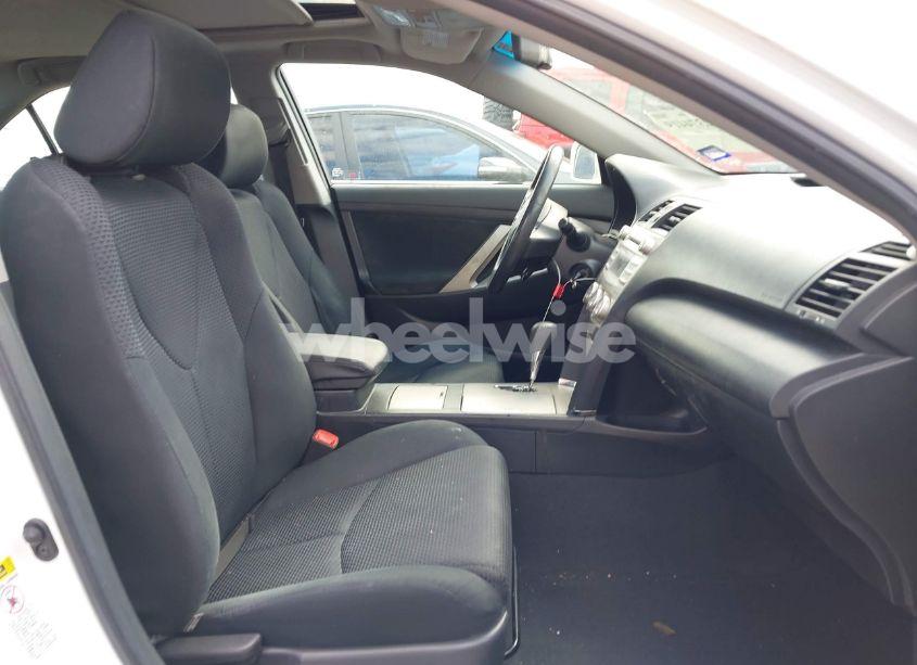 Photo 5 of 2011 Toyota Camry SE (VIN 4T1BF3EK1BU645220)