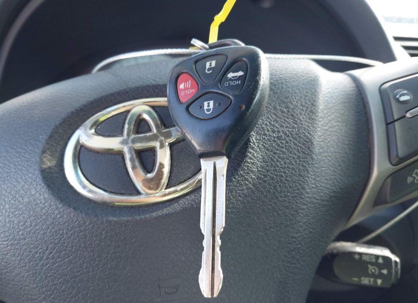 Photo 11 of 2011 Toyota Camry SE (VIN 4T1BF3EK1BU657741)