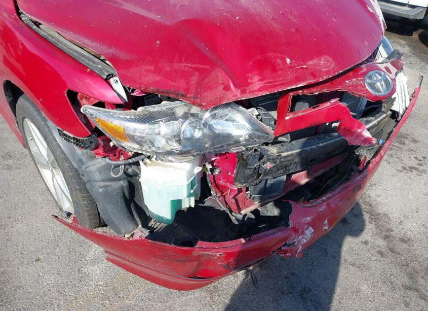 Photo 13 of 2011 Toyota Camry SE (VIN 4T1BF3EK1BU657741)