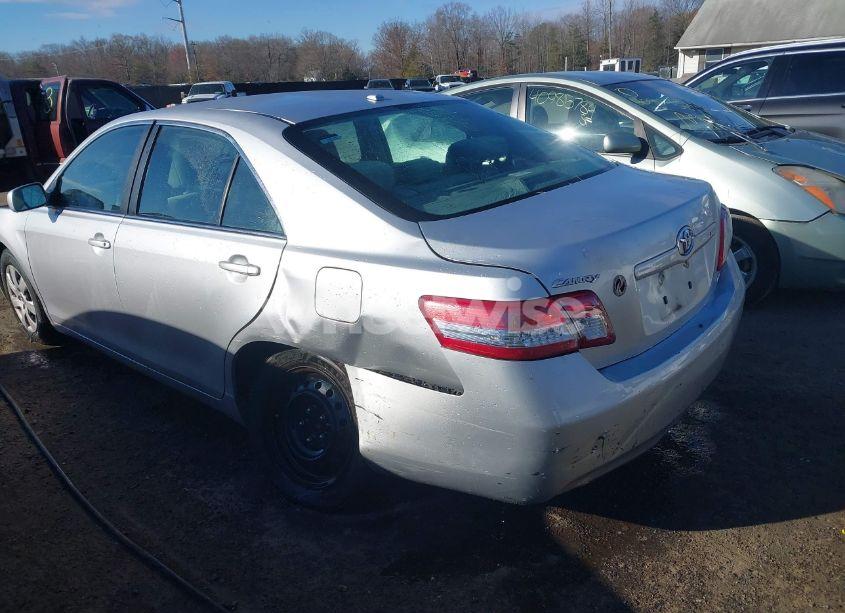 Photo 6 of 2011 Toyota Camry LE (VIN 4T1BF3EK1BU681604)