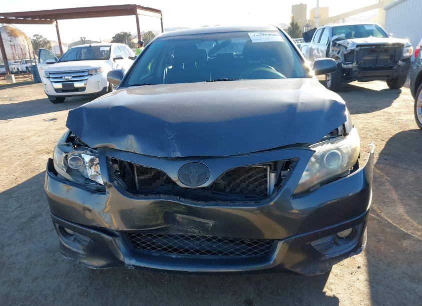 Photo 13 of 2011 Toyota Camry SE (VIN 4T1BF3EK1BU682994)