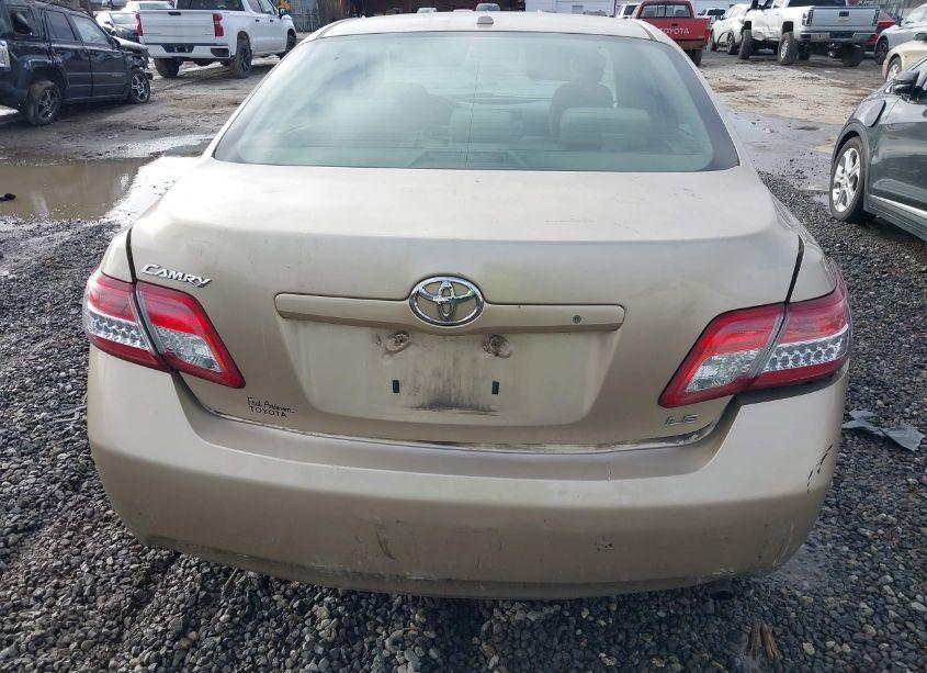 Photo 6 of 2011 Toyota Camry (VIN 4T1BF3EK1BU698354)