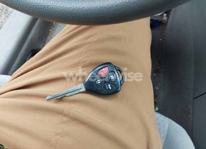 Photo 11 of 2011 Toyota Camry LE (VIN 4T1BF3EK1BU699181)