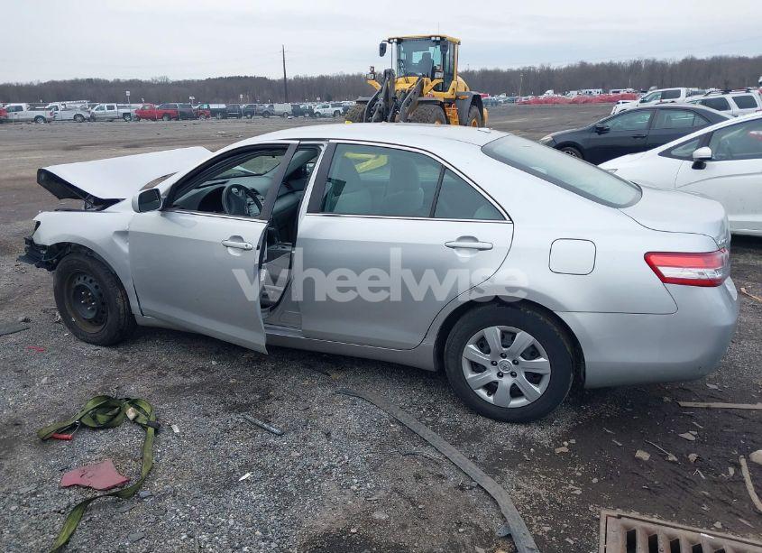 Photo 15 of 2011 Toyota Camry LE (VIN 4T1BF3EK1BU699181)