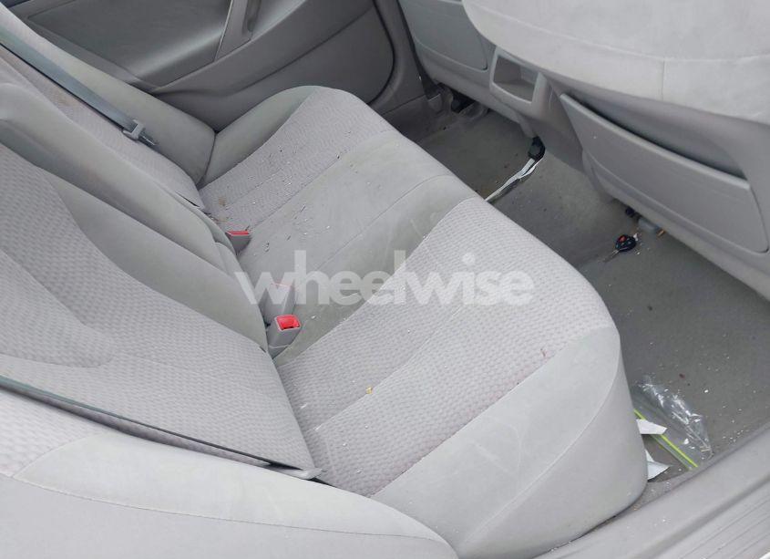 Photo 8 of 2011 Toyota Camry LE (VIN 4T1BF3EK1BU699181)