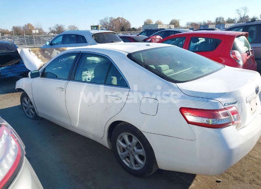 Photo 14 of 2011 Toyota Camry LE (VIN 4T1BF3EK1BU730946)