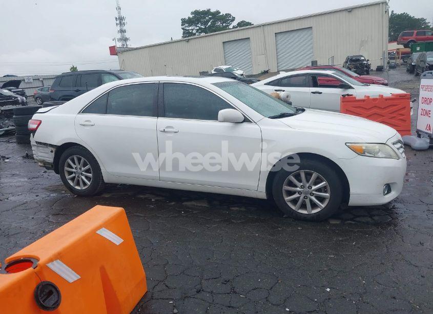 Photo 14 of 2011 Toyota Camry XLE (VIN 4T1BF3EK1BU739288)