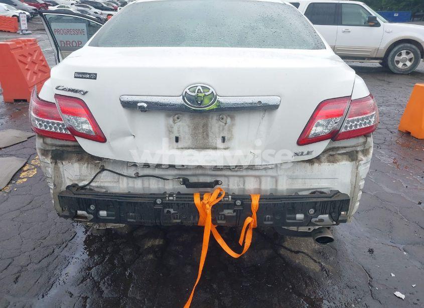 Photo 6 of 2011 Toyota Camry XLE (VIN 4T1BF3EK1BU739288)