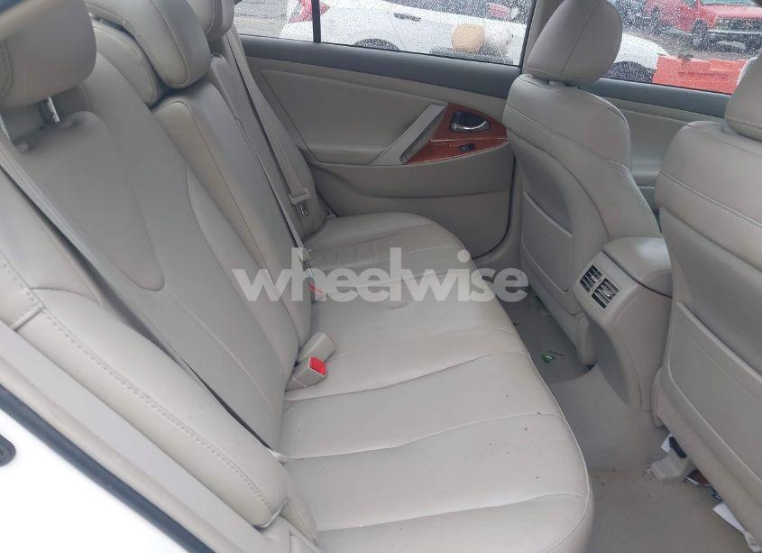 Photo 8 of 2011 Toyota Camry XLE (VIN 4T1BF3EK1BU739288)