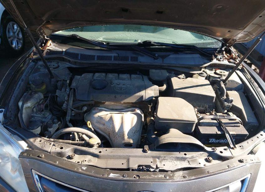 Photo 10 of 2011 Toyota Camry LE (VIN 4T1BF3EK1BU740747)