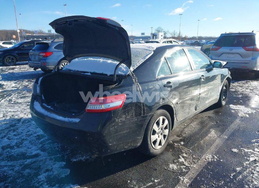 Photo 4 of 2011 Toyota Camry LE (VIN 4T1BF3EK1BU747598)