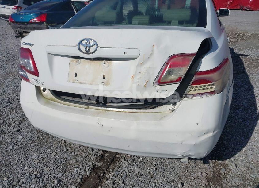 Photo 6 of 2011 Toyota Camry LE (VIN 4T1BF3EK1BU764563)