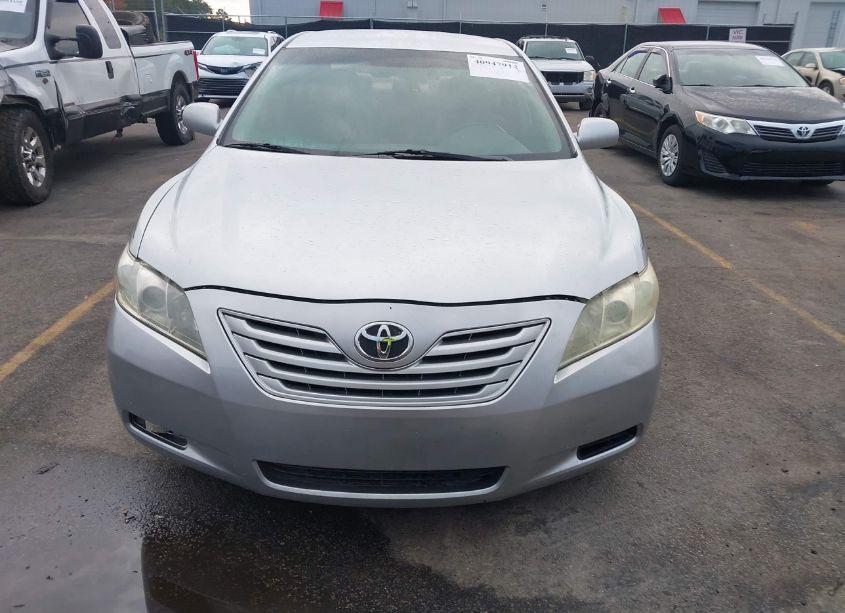 Photo 12 of 2010 Toyota Camry LE (VIN 4T1BF3EK2AU015530)