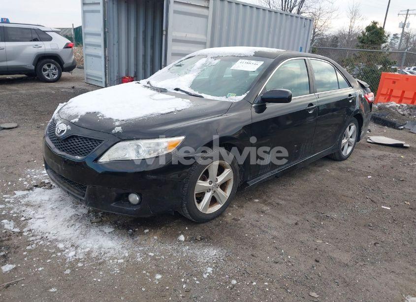 Photo 2 of 2010 Toyota Camry SE (VIN 4T1BF3EK2AU022591)