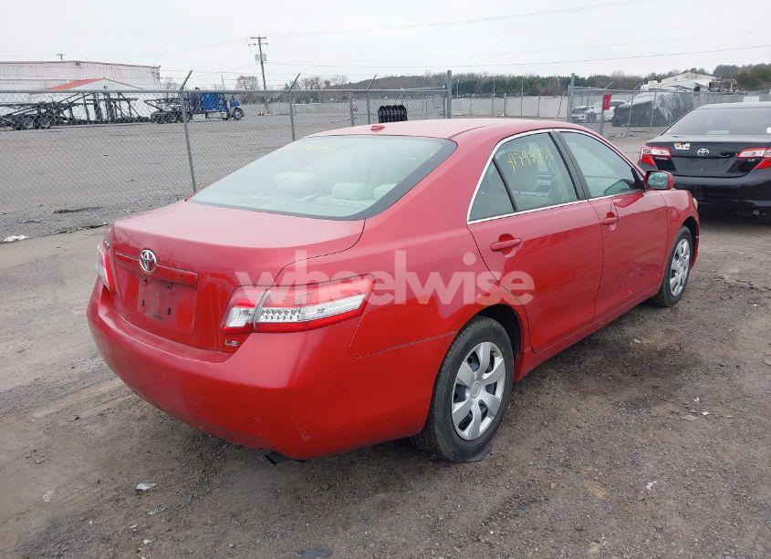 Photo 4 of 2010 Toyota Camry LE (VIN 4T1BF3EK2AU033168)