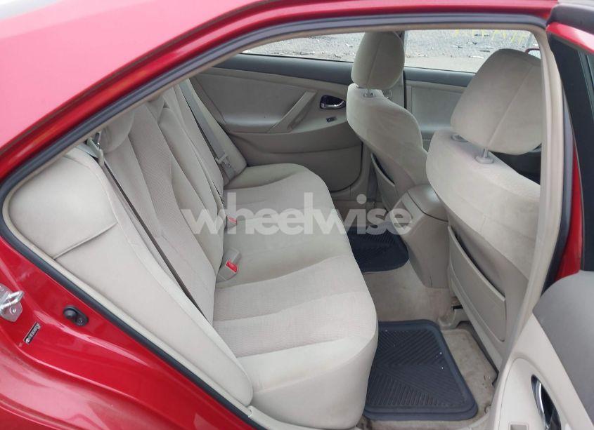 Photo 8 of 2010 Toyota Camry LE (VIN 4T1BF3EK2AU033168)