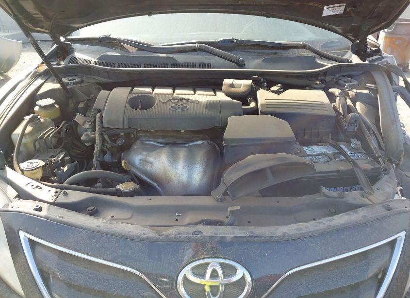 Photo 10 of 2010 Toyota Camry (VIN 4T1BF3EK2AU033638)